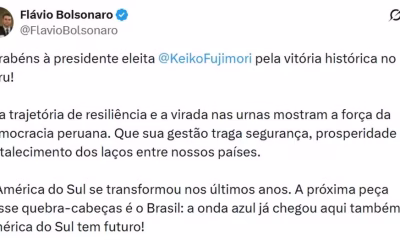 Flávio Bolsonaro celebra eleição de Keiko Fujimori no Peru e projeta "onda azul" no Brasil