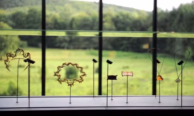 Roubo Milionário no Museu Lalique na França: Joias de Luxo Desaparecem em Novo Assalto a Patrimônio Cultural