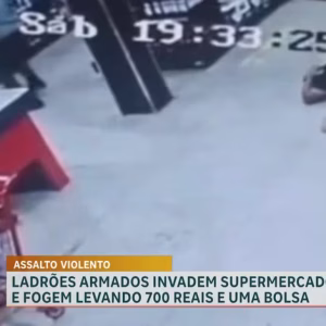Moradora é assaltada por dupla de moto ao sair de padaria no bairro Jaraguá, em BH