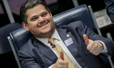 Alcolumbre sinaliza trégua e busca reaproximação com governo Lula no Senado
