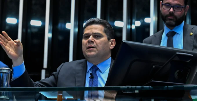 Congresso manterá sessão para analisar vetos presidenciais, mesmo sem acordo entre governo e oposição