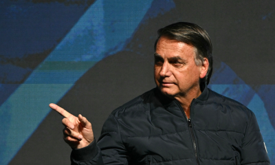 Polícia Federal cumpre mandado de busca e apreensão na casa de Bolsonaro em Brasília