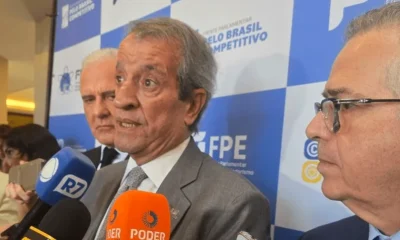 Valdemar Costa Neto extingue comando nacional do PL Mulher após saída de Michelle Bolsonaro