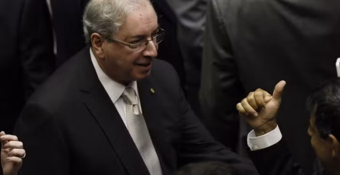 Eduardo Cunha critica 'mineiros enrolados' em diálogos interceptados pela PF sobre emendas
