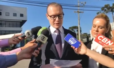 Zanin leu carta de Lula na prisão em 2019; caso ecoa com ações de Moraes contra Flávio Bolsonaro