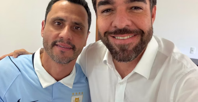 Cleitinho Investiga Finanças de MG e Avalia 'Abacaxi' Fiscal Antes de Decidir Candidatura ao Governo