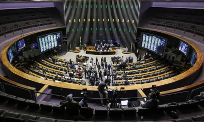Oposição mira decretos de Lula sobre big techs em agosto para derrubá-los