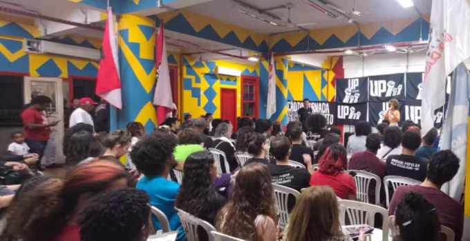 Unidade Popular lança Indira Xavier como candidata ao governo de Minas Gerais em convenção em BH