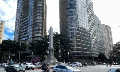 Praça 7 pode ganhar 'Times Square' com prédios históricos de BH recebendo painéis de LED para publicidade