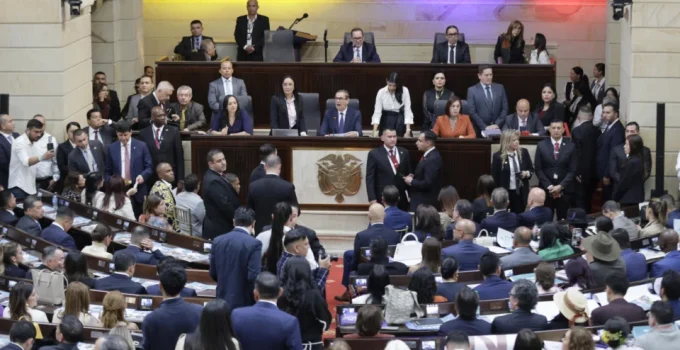 Senado da Colômbia contraria Petro e aprova posse de Espriella no sul do país