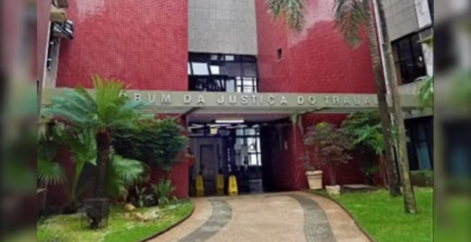Justiça de MG anula demissão por justa causa de trabalhador dispensado por 4 minutos extras na jornada