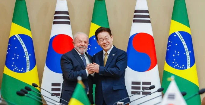 Lula recebe presidente da Coreia do Sul em Brasília para declaração conjunta e assinatura de acordos