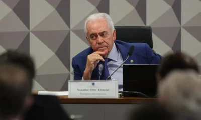 Lula se reúne com presidente da CCJ do Senado um dia antes de Alcolumbre cancelar sabatina de indicado ao STF