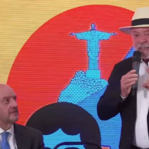 Lula exalta governador do Rio como 'milagre da política' e critica escolas cívico-militares