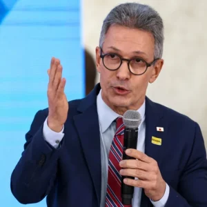 Zema chama ex-secretário de traidor e critica 'velha política' em Minas após articulação para governo
