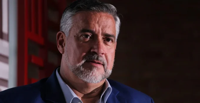 Patrimônio de Paulo Pimenta Salta para R$ 1,8 Milhão em Quatro Anos, com Alta Impulsionada por Imóvel em Brasília