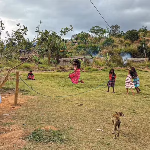 Justiça Federal exige força-tarefa para salvar povo Maxakali de crise humanitária em Minas Gerais
