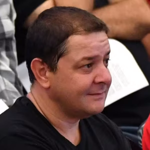 Mendonça autoriza PF a investigar Lulinha por suspeita de tráfico de influência na Dataprev