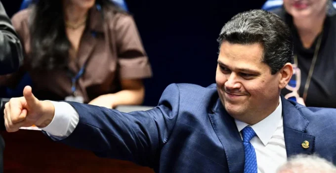 Alcolumbre lidera reviravolta no Congresso e derruba vetos ambientais de Lula; saiba os impactos