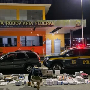 Operação Policial em MG: Homem é Preso com Mais de 3 Mil Medicamentos Irregulares, Incluindo Anabolizantes e Remédios para Emagrecer