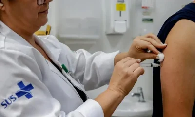 Vacinação Completa Garante 99,8% de Proteção Imunológica em Idosos de Asilos de BH Contra Covid-19