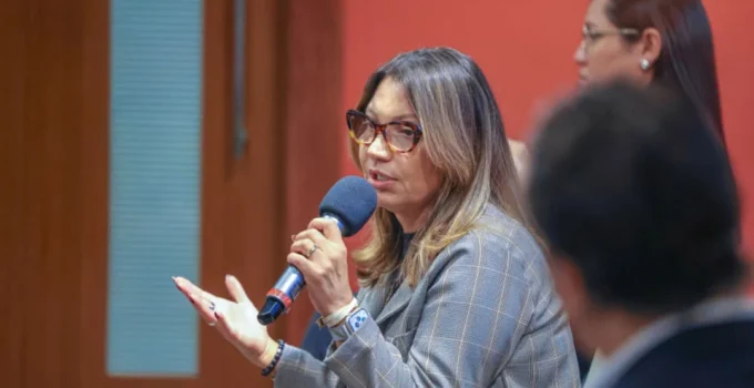 Janja pede bloqueio imediato do Discord e AGU anuncia ação contra plataforma
