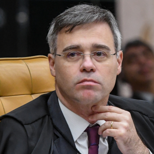 Mendonça exige do PT documentos sobre congresso e projeto "Porta Vozes de Lula"