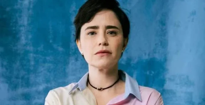 Novela 'Três Graças' em Dezembro: Joélly confronta o pai, Lígia desmaia e planos para a escultura agitam a trama