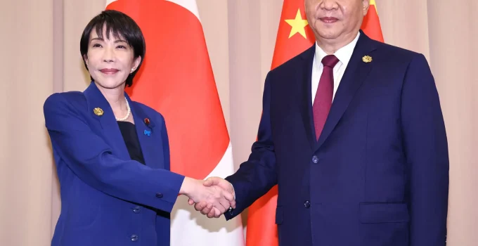 China e Japão em Risco: Caça Chinês Trava Radar em Aeronave Japonesa Perto de Okinawa Intensifica Crise Diplomática