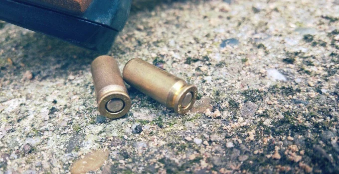 Homem de 28 anos executado com tiros de escopeta no bairro Bom Destino, em Santa Luzia, na Grande BH