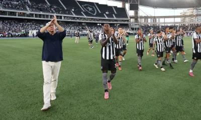 John Textor celebra 'temporada louca' do Botafogo e promete luta por título na Libertadores