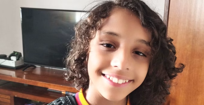 Adolescente de 13 anos desaparece a caminho de casa na Pampulha; mochila é achada perto da lagoa