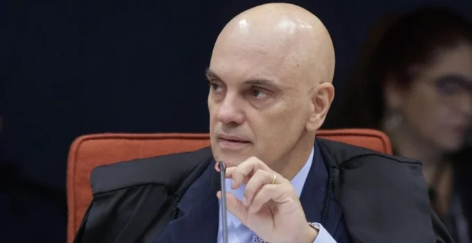 Moraes critica PL da Dosimetria e envia recado ao Congresso: 'Brasil não tolera flertes contra a democracia'