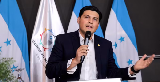 EUA negam visto a membro do Conselho Eleitoral de Honduras em meio a impasse pós-eleitoral e denúncias de fraude