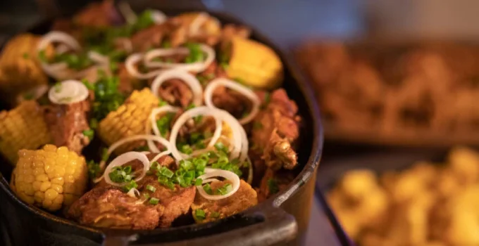 Minas Gerais eleito um dos melhores destinos gastronômicos do mundo em 2026 pela Condé Nast Traveler