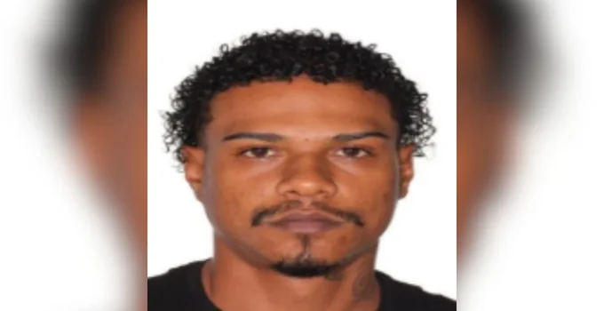 Garçom é preso em BH por feminicídio qualificado de mulher trans na Savassi após dívida de R$ 22