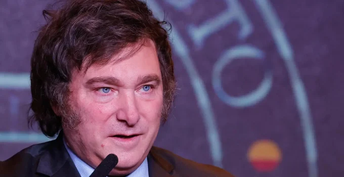 Milei diverge de Lula no Mercosul e apoia pressão dos EUA sobre Venezuela