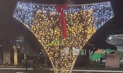 Calcinha Iluminada em Decoração de Natal Gera Polêmica e Debate em Monte Belo, Sul de Minas