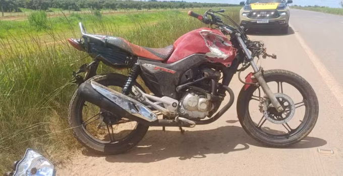 Tragédia na BR-354: Dois morrem em colisão frontal entre moto e carro no Alto Paranaíba