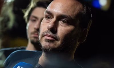 Carlos Bolsonaro critica segurança da PF em hospital onde pai foi operado