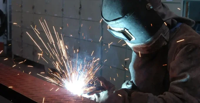 Polo Metalmecânico do Vale do Aço Enfrenta Desafios em 2025, Mas Empresários Apontam Otimismo para 2026