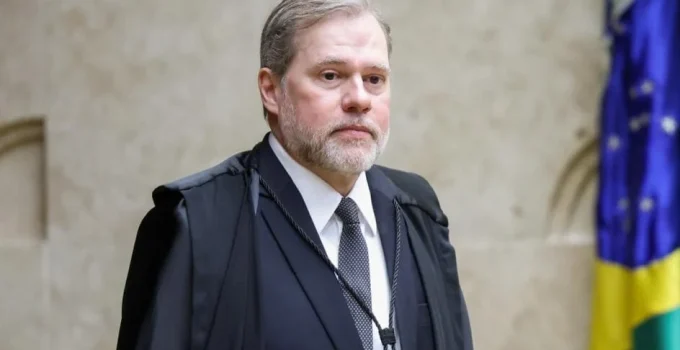 Toffoli se hospeda em SC e aguarda véspera de acareação polêmica no 'Caso Master'