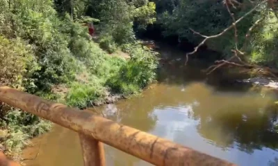 Tragédia em Itabirito: Idoso de 62 anos morre afogado durante passeio familiar em córrego na Grande BH