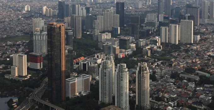 Jacarta Supera Tóquio e Assume o Pódio como Maior Metrópole Global com Quase 42 Milhões de Habitantes
