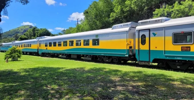 Carnaval 2026: Mineiros devem se apressar para garantir passagens do Trem Vitória-Minas