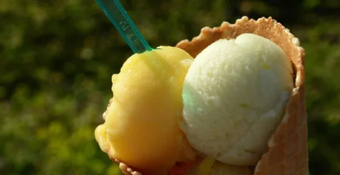 Sorveteria Universal: o refúgio gelado mais antigo de BH completa quase um século de tradição e sabor