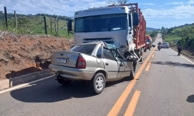 Motorista de carro morre em colisão com caminhão na MGC-120, em Guanhães