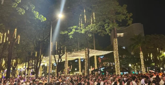 Virada da Liberdade em BH: Show de drones e fogos celebra a chegada de 2026 com público vibrante
