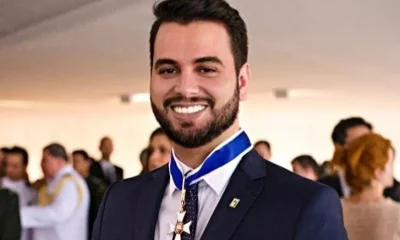 Alexandre de Moraes manda prender Filipe Martins por descumprir prisão domiciliar e proibições em redes sociais