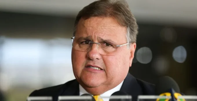 Ex-ministro de Lula é agredido em festa de Réveillon na Bahia; suspeito é identificado